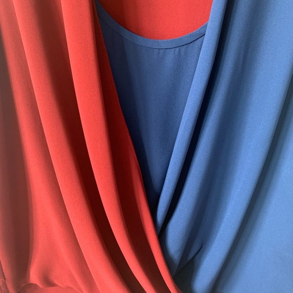 BCBGMaxAzria Surplice Drape Top Red Blue  XXS - Picture 3 of 8
